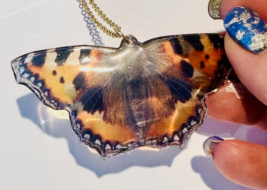 tortoiseshell resin butterfly pendant