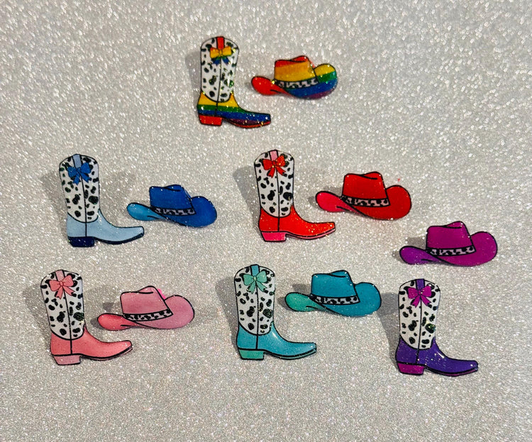 Cowboy boot and hat enamel pin